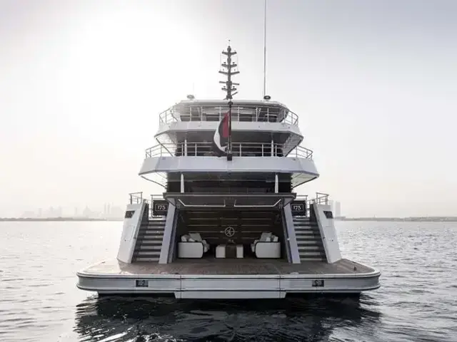 Majesty 175