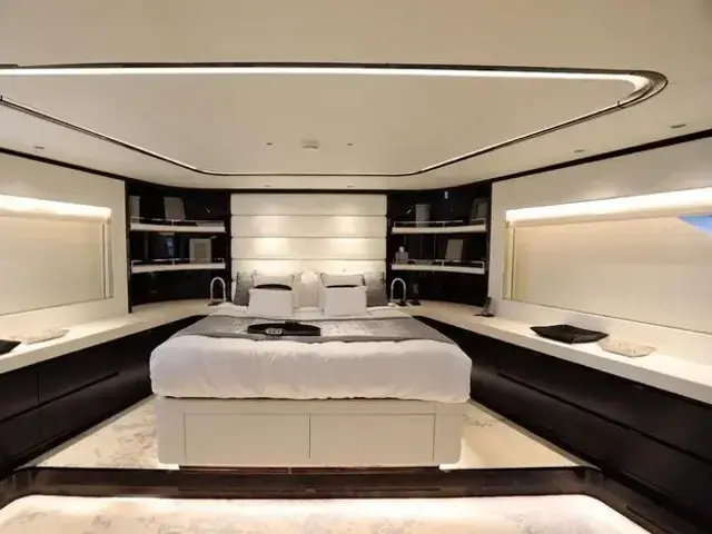 Majesty 120