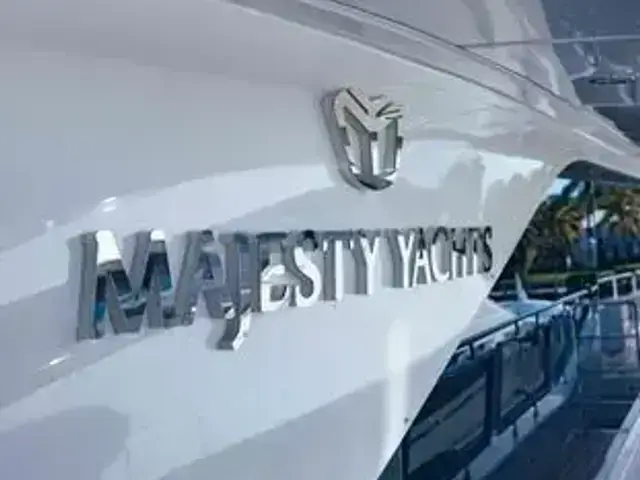 Majesty 120