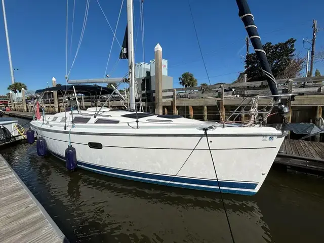 Hunter 36