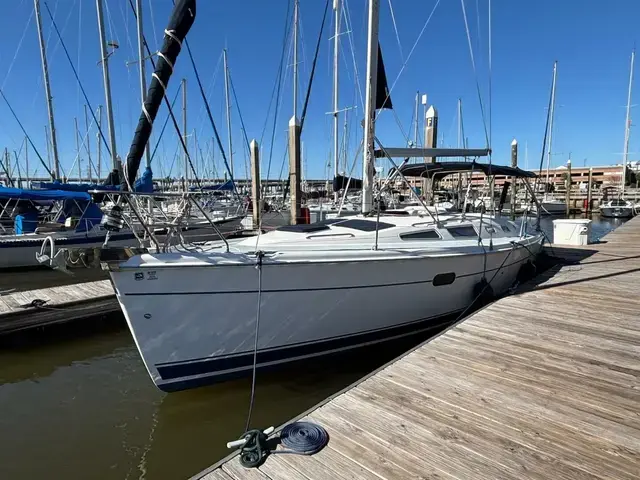 Hunter 36