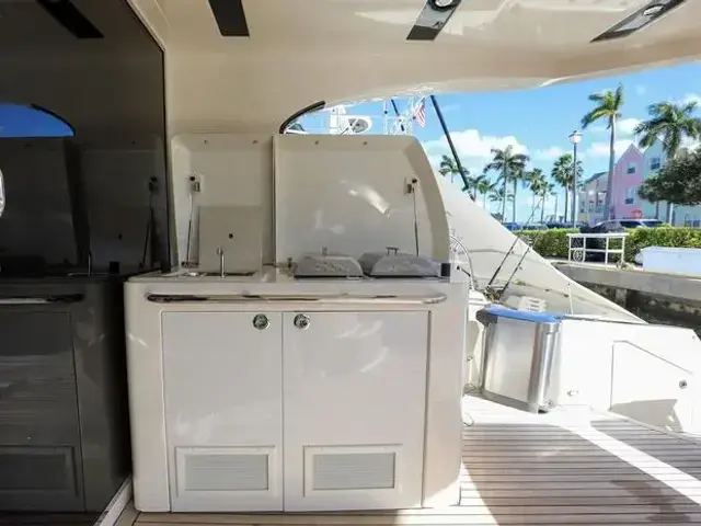 Marquis 660 Sport Yacht