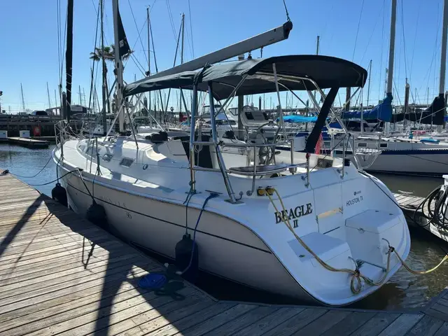 Hunter 36