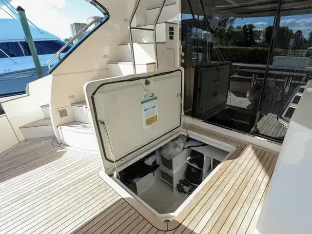 Marquis 660 Sport Yacht