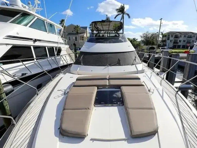 Marquis 660 Sport Yacht