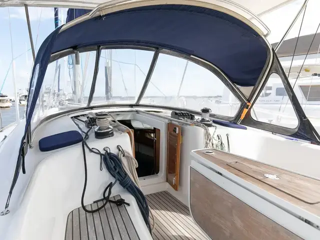 Beneteau Oceanis 43