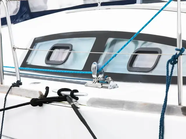 Beneteau Oceanis 43