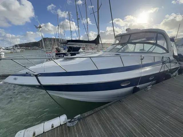 Crownline 340 Cr