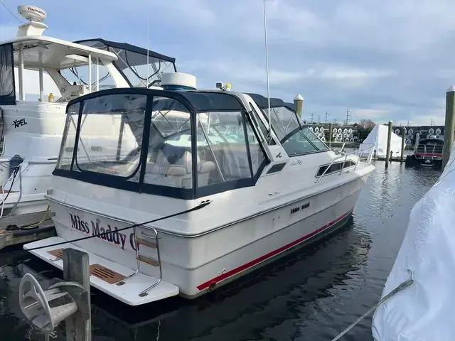 Sea Ray 340 Express Cruiser