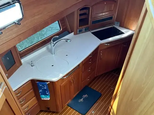 Sabre 48 Salon Express