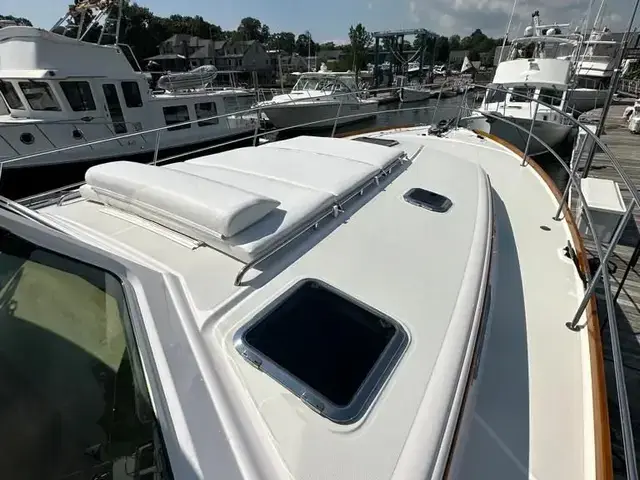 Sabre 48 Salon Express