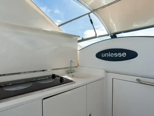 Uniesse 48 Open