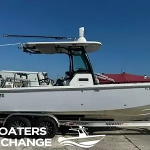 2019 Everglades Boats 273 CC