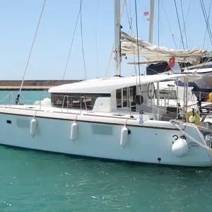 2013 Lagoon 39 Owners Version