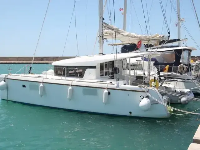 Lagoon 39 Owners Version