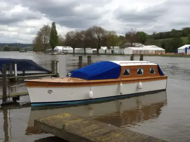 Andrews Boats Day Cruiser