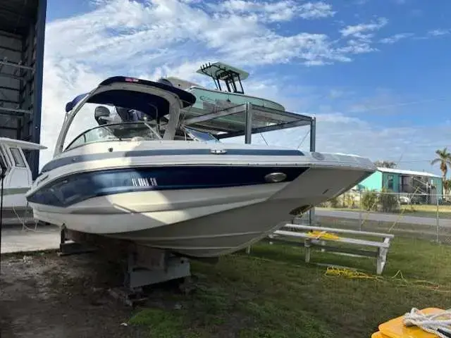 Crownline E275 Xs