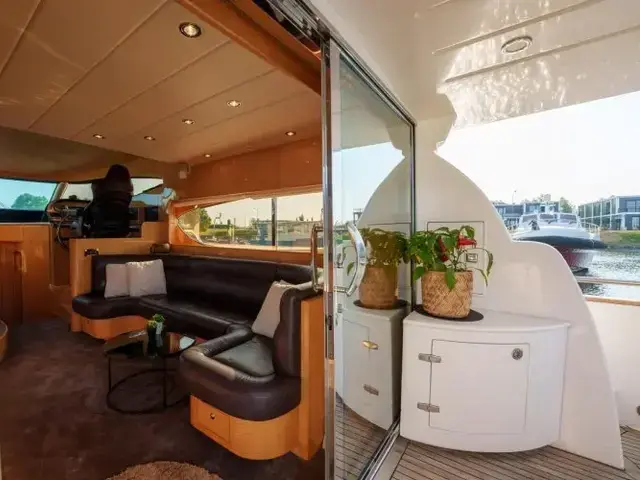 Elegance 54