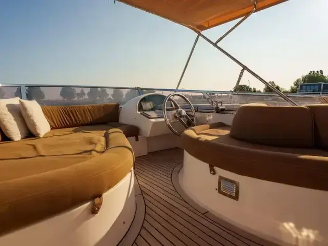 Elegance 54