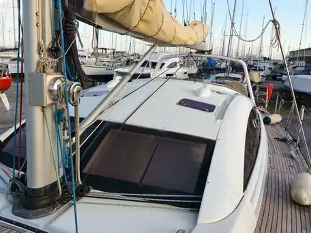 Wauquiez 55 Pilot Saloon