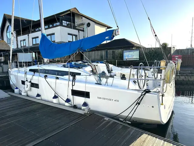 Jeanneau Sun Odyssey 410