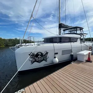 2019 Lagoon 42