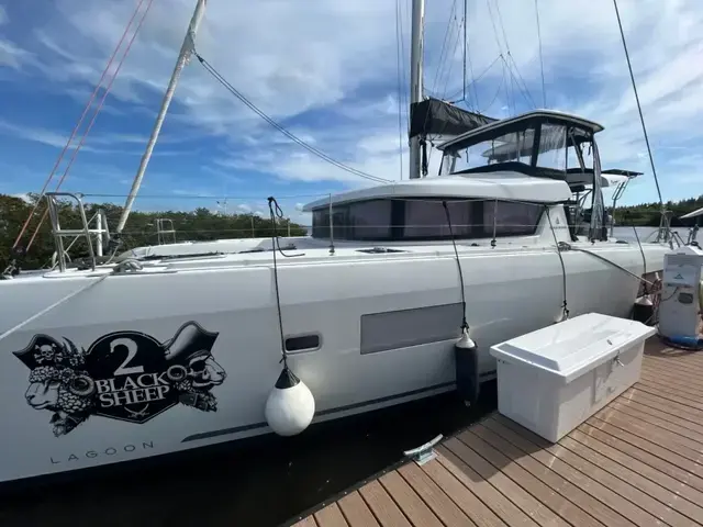 Lagoon 42