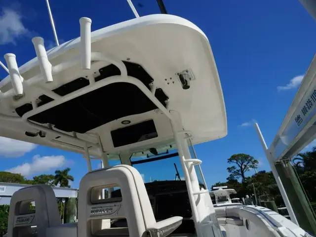 Boston Whaler 330 Outrage