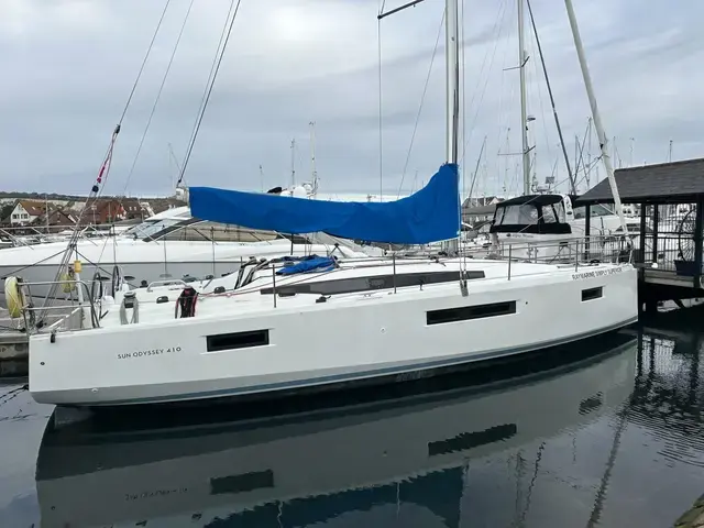 Jeanneau Sun Odyssey 410