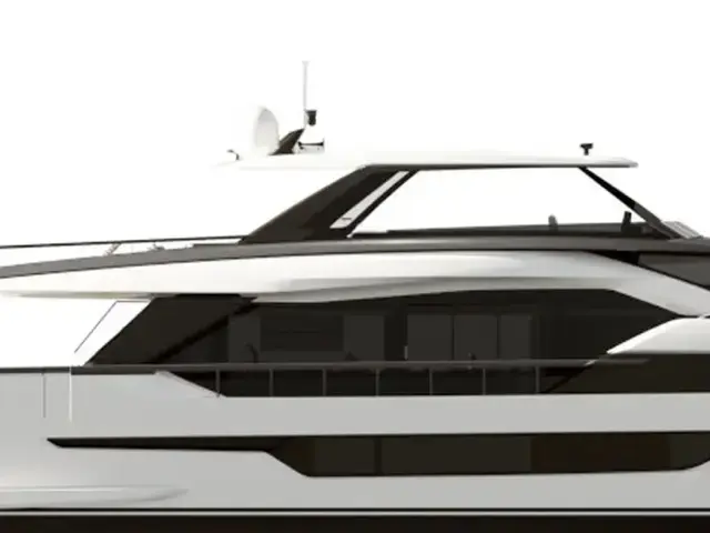 Ferretti Yachts 940