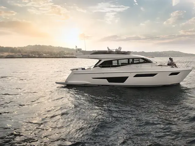 Ferretti Yachts 500