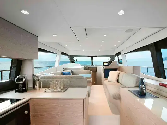 Ferretti Yachts 500