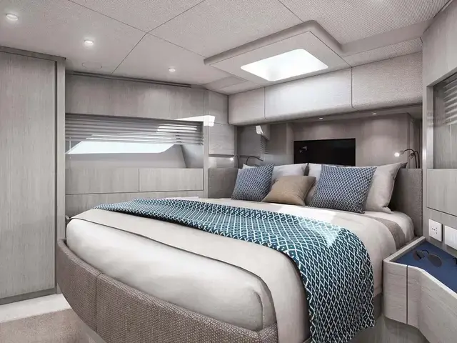 Ferretti Yachts 500