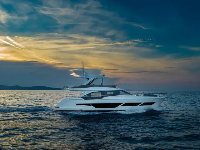 Ferretti Yachts 670