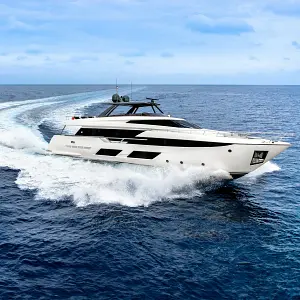 2025 Ferretti Yachts 920