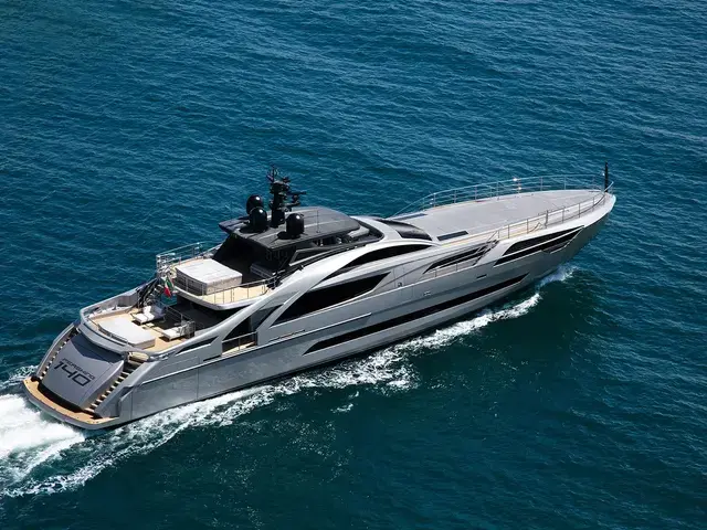 Pershing 140