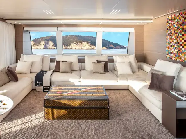 Custom Line Navetta 37