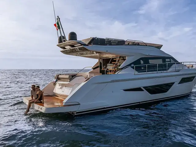 Ferretti Yachts 580