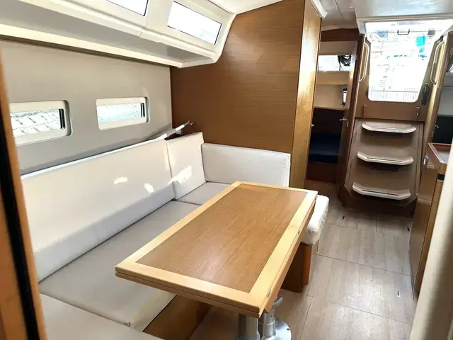 Jeanneau Sun Odyssey 410