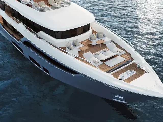 Custom Line NAVETTA 38