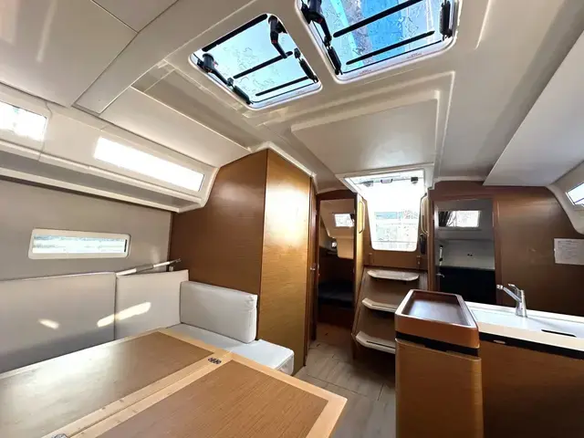 Jeanneau Sun Odyssey 410