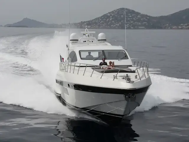 Mangusta 72