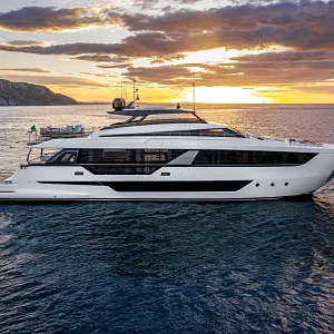 2021 Ferretti Yachts 1000