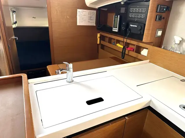 Jeanneau Sun Odyssey 410