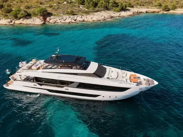 Ferretti Yachts 1000