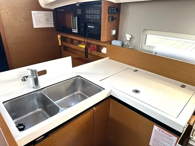 Jeanneau Sun Odyssey 410