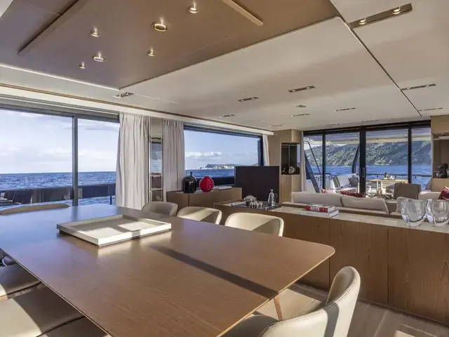 Ferretti Yachts 1000