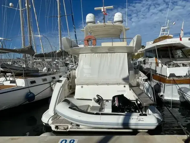 Azimut 58