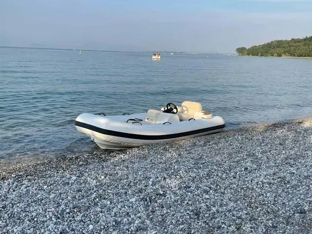 Sunseeker Camargue 50