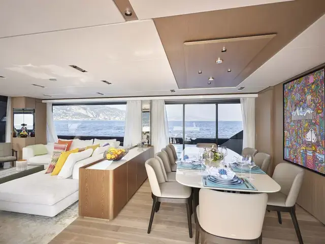 Ferretti Yachts 1000